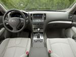 Infiniti G25 2010 года